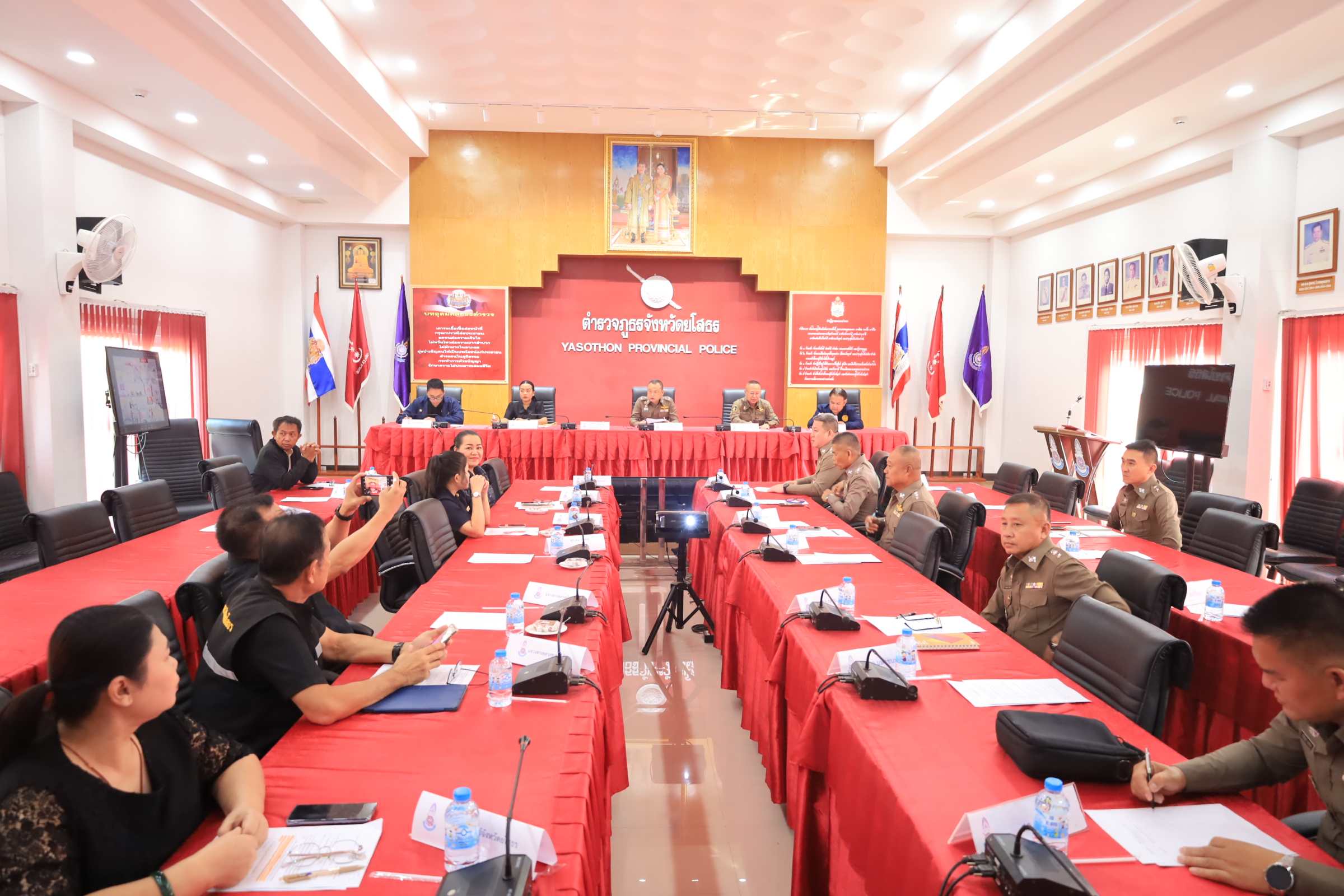 ยโสธรระดมสรรพกำลังกางแผนเข้มสงกรานต์ 69 ตั้งเป้าลดตาย-ระบายรถ สั่งทุกหน่วยสแตนบาย 24 ชม.