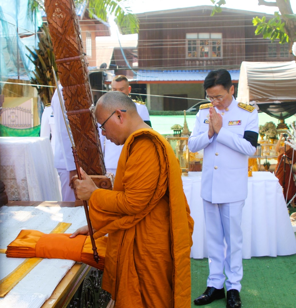 พระบาทสมเด็จพระเจ้าอยู่หัว ทรงพระกรุณาโปรดเกล้าฯพระราชทานเพลิงศพ พระครูอาทรวรกิจ (น้อย กนฺตสีโล) อดีตที่ปรึกษาเจ้าคณะตำบลนาสะไมย์ จังหวัดยโสธร 
