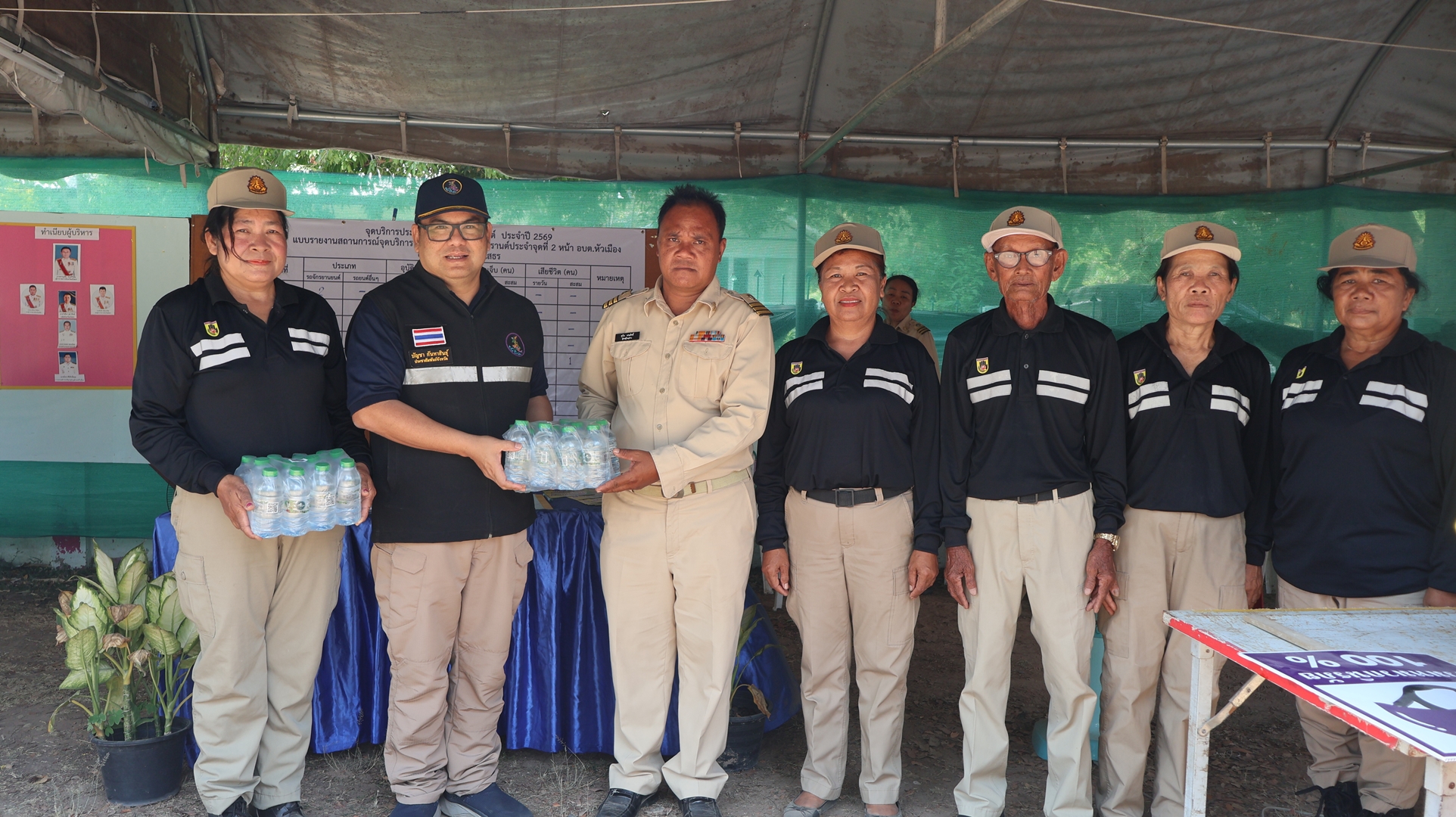 ยโสธร เข้มโค้งสุดท้ายสงกรานต์ ปชส.จังหวัด ลงพื้นที่โซน 3 ส่งกำลังใจเจ้าหน้าที่ พร้อมย้ำบังคับใช้กฎหมาย 10 ข้อหาหลัก