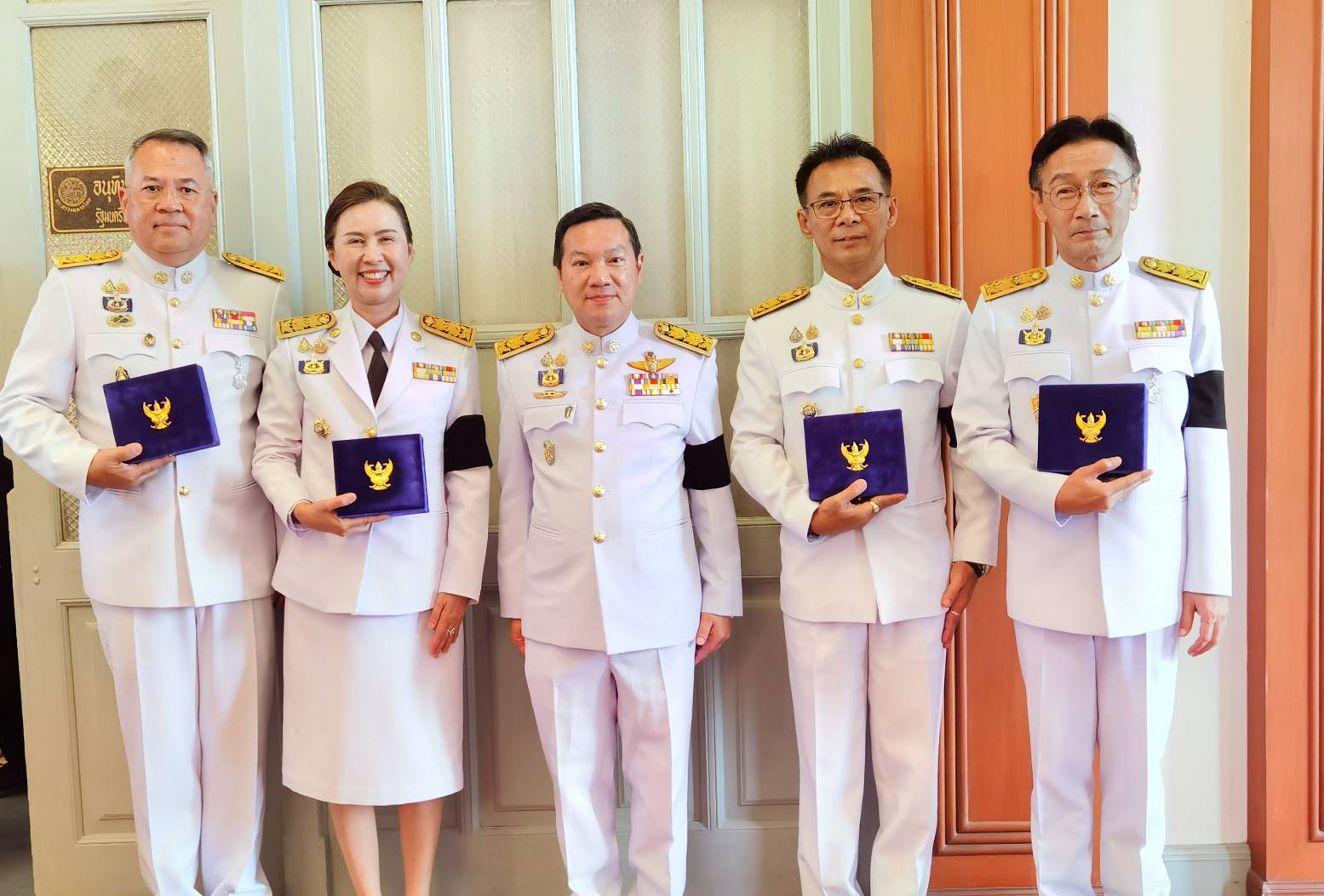 เกียรติยศแห่งข้าราชการผู้ภักดี ผู้ว่าฯยโสธร เข้ารับพระราชทานเครื่องราชอิสริยาภรณ์ ชั้นสายสะพาย ประจำปี 2568