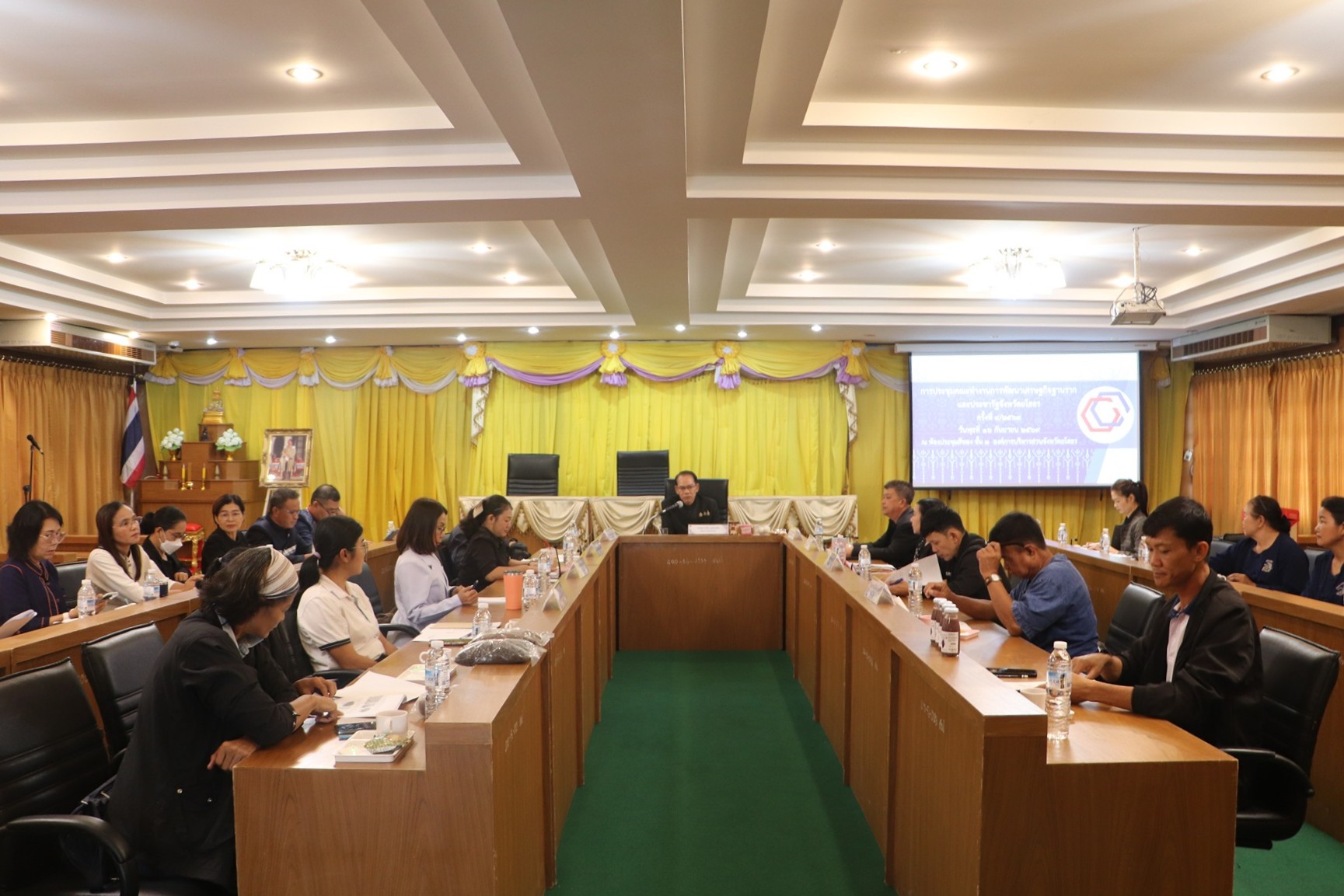 ยโสธรเดินหน้ายกระดับเศรษฐกิจฐานราก พลิกโฉมสินค้าชุมชนสู่เวทีสากล ชูนวัตกรรมแปรรูป-เกษตรปลอดภัย สร้างมูลค่าเพิ่มยั่งยืน